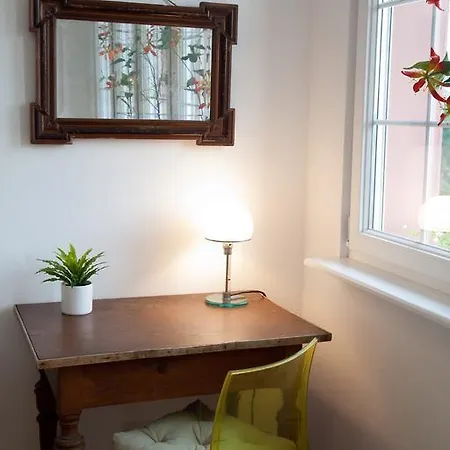Apartment Wohnen Im Alten Pfarrhaus Herbolzheim